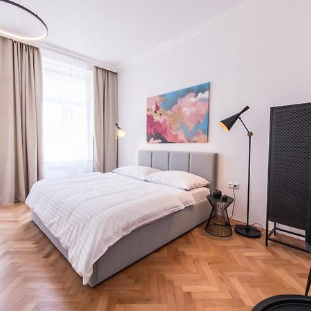 New Design Apt - Central Location Wenceslas Square براغ المظهر الخارجي الصورة