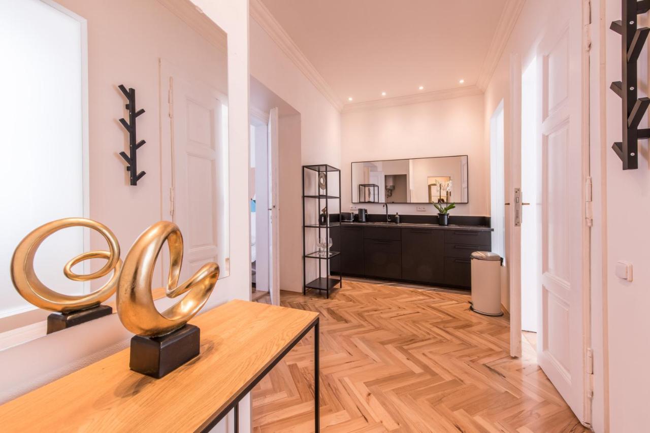 New Design Apt - Central Location Wenceslas Square براغ المظهر الخارجي الصورة