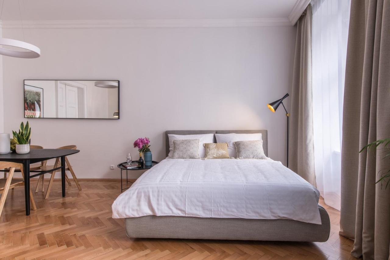 New Design Apt - Central Location Wenceslas Square براغ المظهر الخارجي الصورة