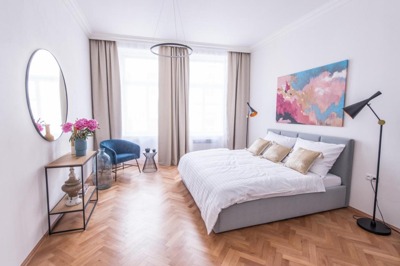 New Design Apt - Central Location Wenceslas Square براغ المظهر الخارجي الصورة