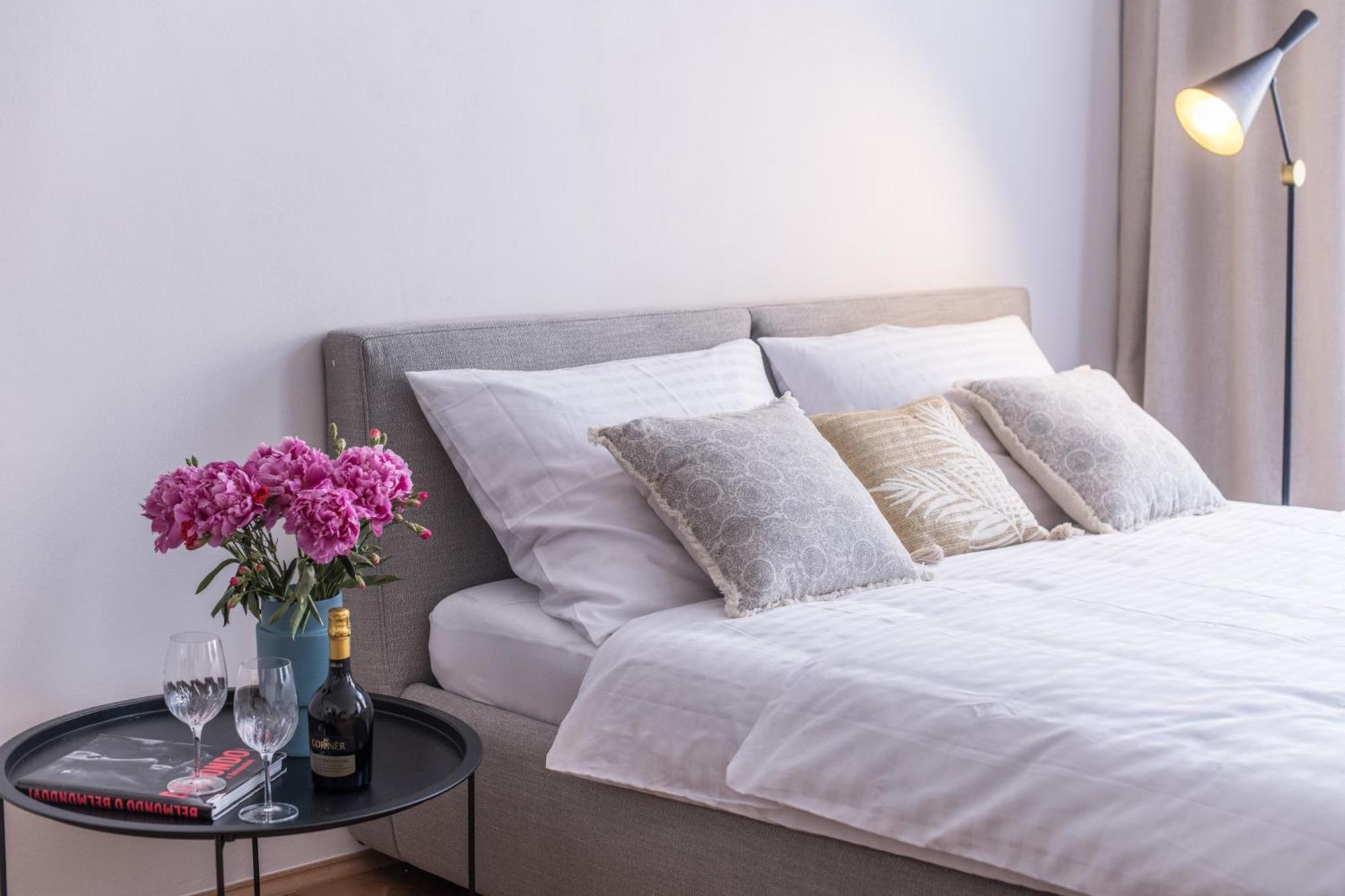 New Design Apt - Central Location Wenceslas Square براغ المظهر الخارجي الصورة