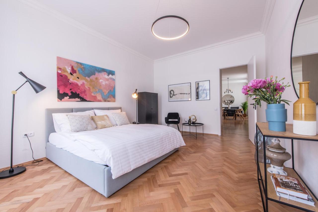 New Design Apt - Central Location Wenceslas Square براغ المظهر الخارجي الصورة